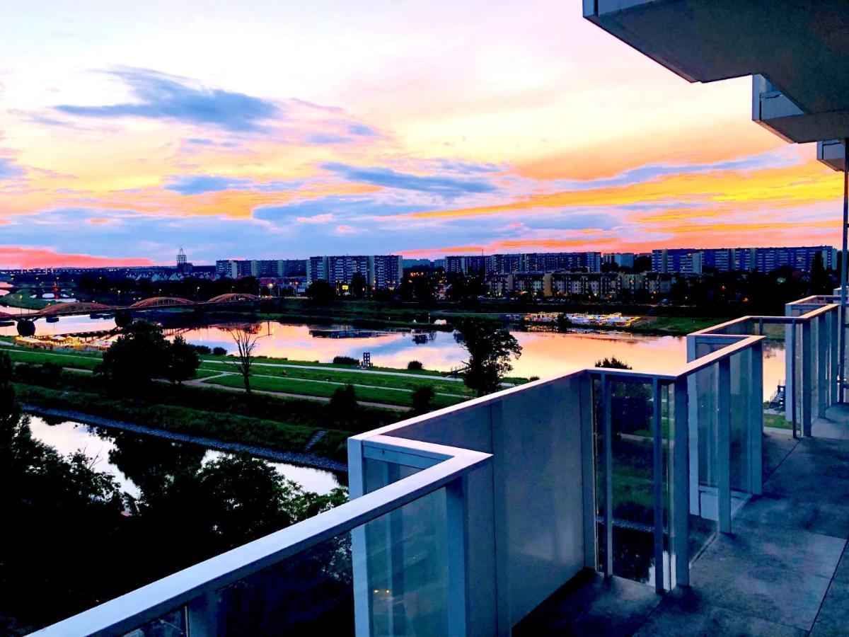 Apartament Z Tarasem I Widokiem Na Odre Breslavia Esterno foto