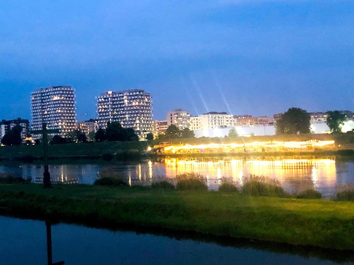 Apartament Z Tarasem I Widokiem Na Odre Breslavia Esterno foto
