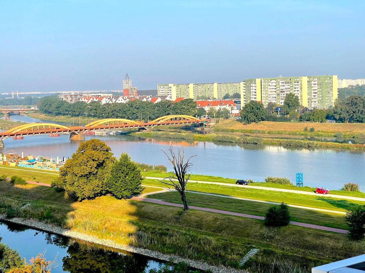 Apartament Z Tarasem I Widokiem Na Odre Breslavia Esterno foto